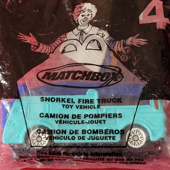 2001 MATCH BOX, SNORKEL FIRE TRUCK, MINT IN THE PACKAGE!!! - Picture 1 of 3